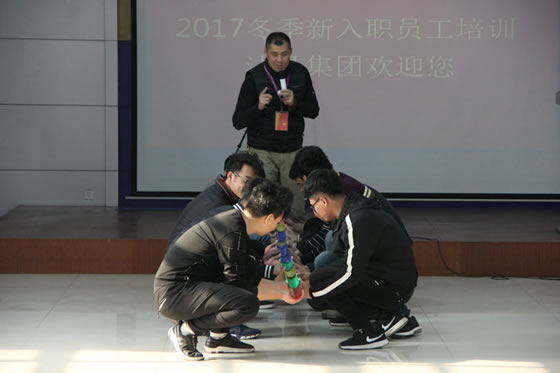20171215公司举行新入职人员培训4