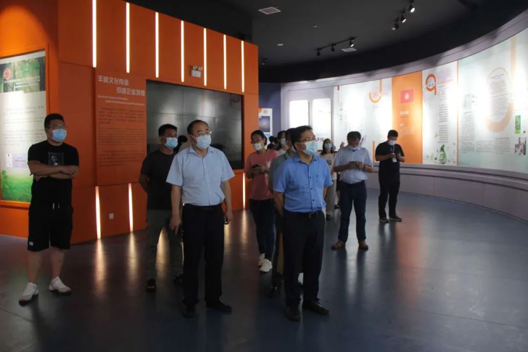 第二届日照海洋生物产业高质量发展论坛专家来古天乐太阳集团城参观