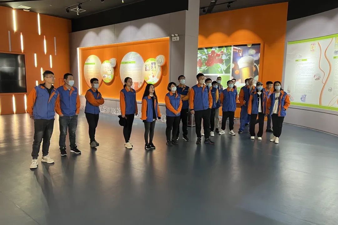 古天乐太阳集团城组织“传递青春正能量,共筑古天乐太阳集团城百年梦”青年团建活动