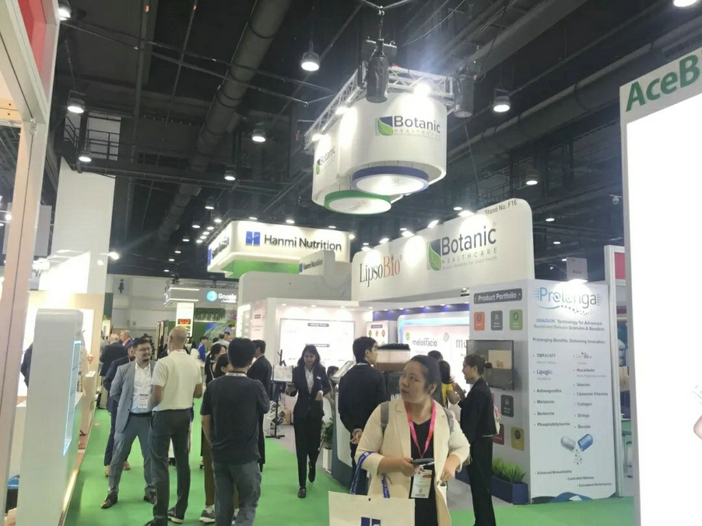 20250917以科技赋能亚太健康产业——古天乐太阳集团城携岩藻多糖、岩藻黄素亮相2025曼谷Vitafoods2